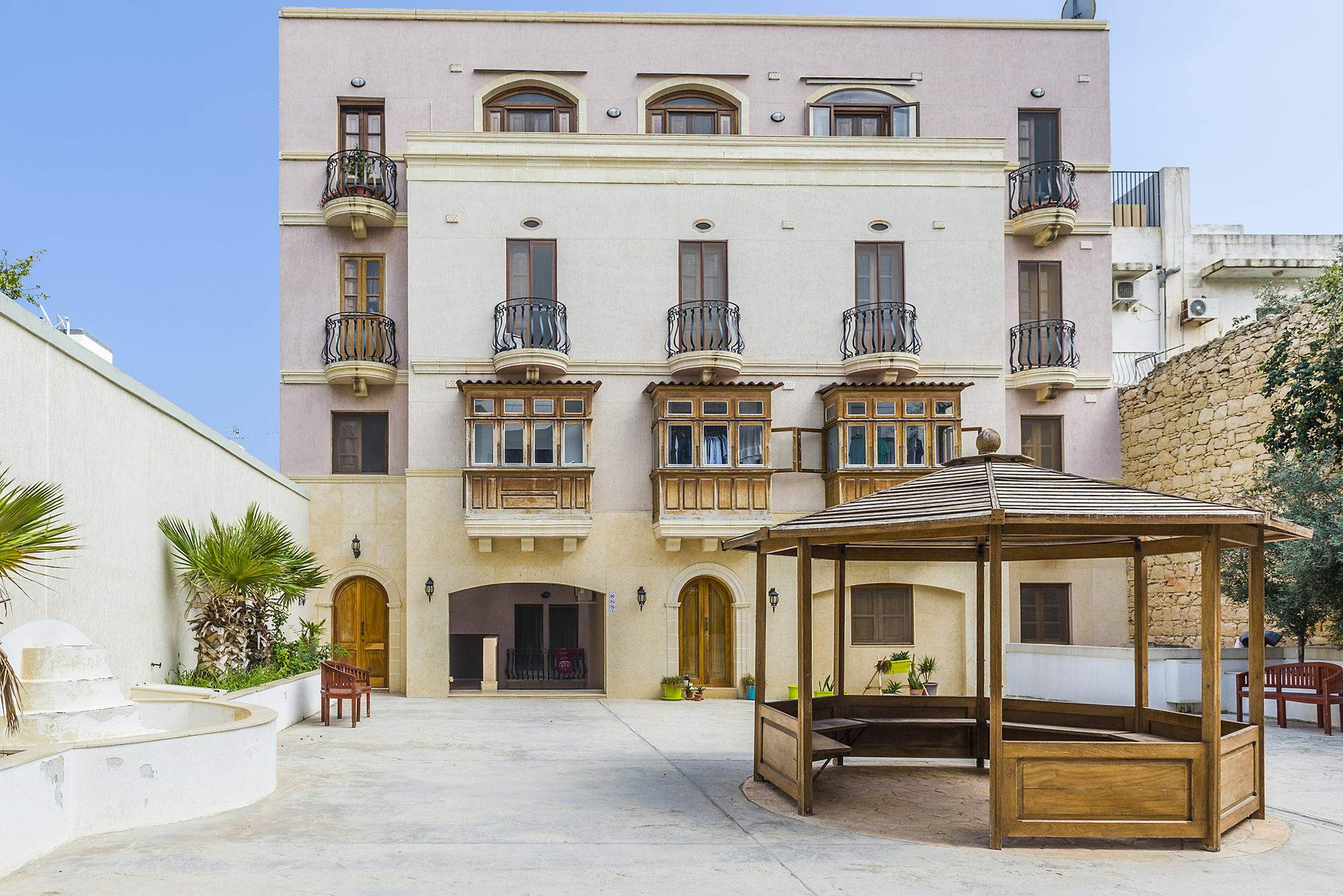 Marble Arch Home Saint Julian's Екстериор снимка